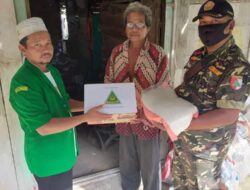 GP Ansor Widodaren Door to Door Bagi Paket Bahan Pokok