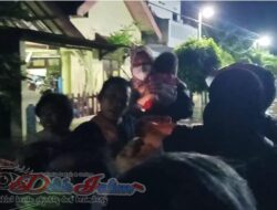 Legislator Nasdem, Ikut Evakuasi Warga Terjebak Banjir Dringu