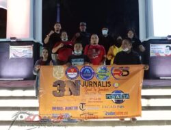 Pantai Papuma Jember Jawa Timur, Puluhan Jurnalis Tour Bersama