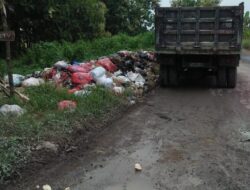 Pemuda Pancasila PAC Kedungpring Patungan Perbaiki Jalan