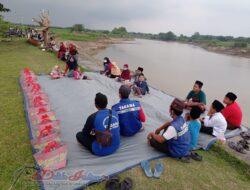 Gandeng Fatayat NU, Tagana Bagikan Santunan Untuk Anak Yatim