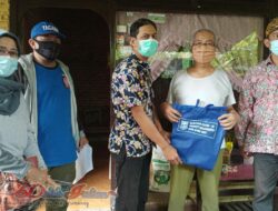 Dinsos Tagana Kota Mojokerto Salurkan Paket Sembako Bagi Warga Terpapar Covid-19