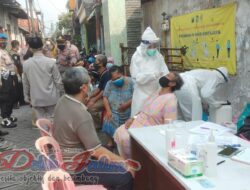 Polsek Gubeng Giat Pengamanan Swab Masal Bersama 2 Pilar