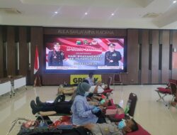 Sambut HUT Bhayangkara Ke-75, Polres Gresik Gelar Bakti Sosial Donor Darah