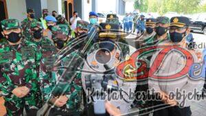 Turunkan Angka Covid-19, Kapolda Jatim Bersinergi Dengan TNI dan Pemprov