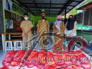 Ringankan Beban Warga, Dinsos Nganjuk Gandeng Relawan Berikan Sembako