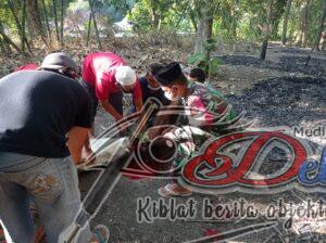 Putra Gemolong Bersinergi Dengan TNI Salurkan Hewan Qurban Kepada Masyarakat