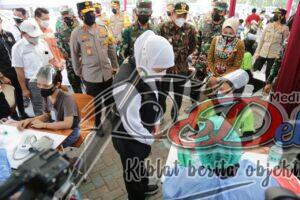 Forkopimda Jatim Cek Langsung Serbuan Vaksinasi Berbasis Pekerja di Sidoarjo