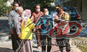 Kapolda Jatim Lakukan Pengecekan Vaksinasi di Ubhara Surabaya