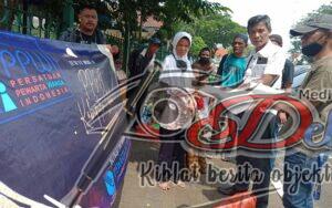 Gandeng Ormas SKS, PPWI Lebak Gelar Aksi Sosial Bagi-bagi Nasi Kotak
