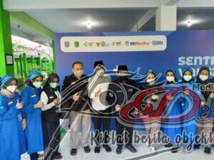 Erick Thohir dan Faisol Riza Tinjau Sentra Vaksin di Pasuruan