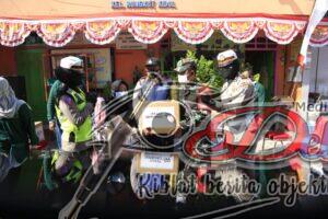 Polrestabes Surabaya Salurkan Ribuan Paket Bansos Dalam Rangka Jum’at Berkah