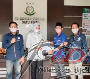 Lembaga KAMPUD Laporkan Dugaan Korupsi Dana Bansos Covid-19 di Dinsos Kota Metro Ke Kejari