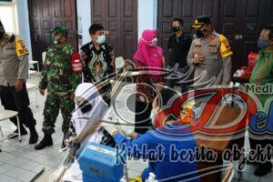 Kapolres Tanjung Perak Pantau Pelaksanaan Vaksinasi Untuk Pelajar di SMA Barunawati