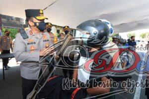 Kapolda Jatim Cek Vaksin Drive Thru di Polres Pelabuhan Tanjung Perak