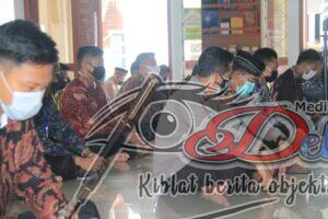 Polrestabes Surabaya Gelar Binrohtal Dengan Penerapan Prokes Ketat