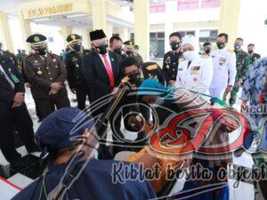 Peringati HUT TNI ke-76 Kapolda Jatim Apresiasi Gelaran Vaksinasi Serentak