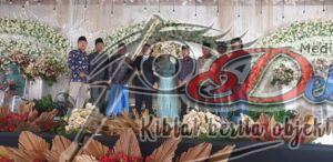 Kemeriahan Resepsi Pernikahan Farhan Dan Riris Dihadiri Langsung Anggota DPR RI Dan Kades Bandang Laok Bangkalan