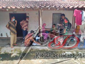 Babinsa Turut Andil Gencarkan Vaksinasi Lansia