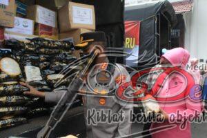 Polrestabes Surabaya Kembali Mengirimkan Bantuan Sosial Korban Erupsi Gunung Semeru