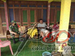 Putus Penyebaran Covid-19, Babinsa Giat Komsos Warga Desa Krikilan