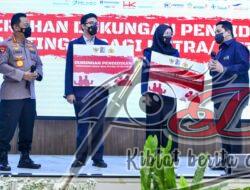 Kapolri Bicara Wujudkan SDM Unggul di Acara Bantuan Pendidikan Putra-Putri Polri