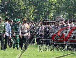 Bupati Ony Pimpin Apel Gelar Pasukan Operasi Lilin Semeru 2021