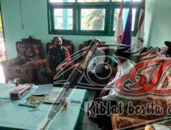 Jalin Silaturahmi, Babinsa Komsos Bersama Kepala Sekolah