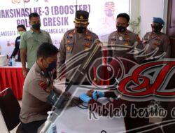 Polres Gresik Gelar Vaksin Booster Wajib Bagi Anggota Polri Dan ASN