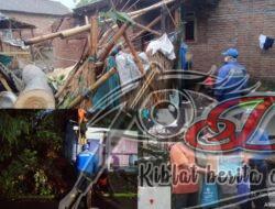 Akibat Angin Puting Beliung, Rumah Reot Hancur Tertimpa Pohon