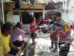 Sertu Sarmin, Cegah Varian Baru Adakan PPKM Dengan Bagi Masker