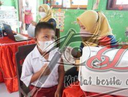 Vaksin Aman dan Halal, Polres Bangkalan Gencarkan Vaksinasi Siswa Sekolah Dasar