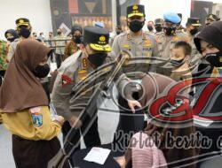 Kunker Wakapolri-Irwasum ke Jatim, Pantau Vaksinasi Anak di Ciputra World Surabaya