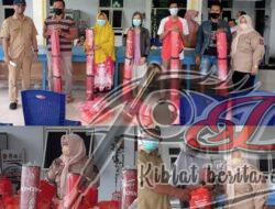 Didampingi Relawan Binaannya, Dinsos Kabupaten Gresik Berikan Bantuan di Desa Morowudi