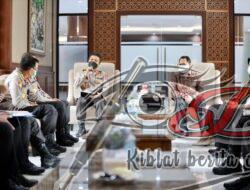 Bangun Sinergitas, Kapolda Jatim Audiensi Wakil Ketua BPK RI di Mapolda Jatim