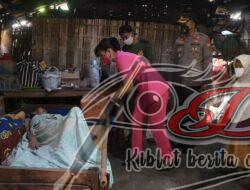 Kapolres Ngawi Kunjungi Ibu-Anak Alami Lumpuh di Desa Tempuran