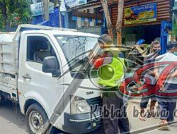 Polisi Tindak Tegas 30 Pelanggar Parkir Sepanjang Jalan Sidotopo