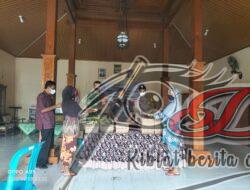 Babinsa Plosokerep Dampingi Kegiatan Pasar Murah Minyak Goreng