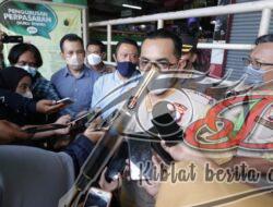 Satgas Pangan Polda Jatim Pantau Minyak Goreng Curah-Kemasan di Pasar Wonokromo