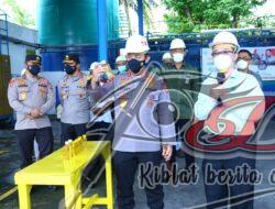 Tinjau Pabrik Minyak Goreng di Bali, Kapolri Pastikan Stok dan Harga Sesuai HET Dipasaran