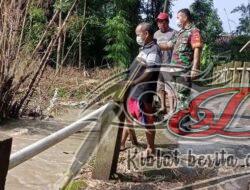 Debit Air Meningkat, Babinsa Dan Warga Bersiaga