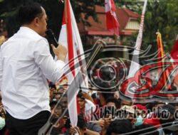 Aksi Demo Mahasiswa Cipayung Plus Surabaya Berjalan Dengan Aman dan Ditutup Dengan Buka Puasa Bersama di Depan Gedung DPRD Jatim