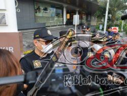 Tim Labfor Polda Jatim Lakukan Olah TKP Kebakaran Tunjungan Plaza 5 Surabaya