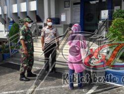 Babinsa Tipes Cek Penerapan PPKM PT Taspen Surakarta