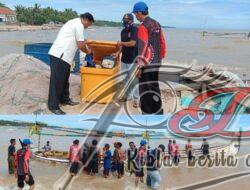 Gelombang Ekstrem Hantam Perahu Nelayan Ambunten
