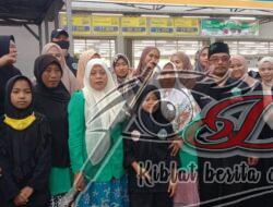 Sinergisitas PAC Fatayat NU Bagi Takjil Dengan PAC PSNU Pagar Nusa Leces