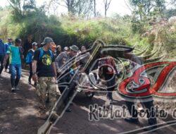 Polres Bondowoso dan Tim Evakuasi Temukan Pendaki Gunung Ijen yang Hilang Dalam Kondisi Selamat