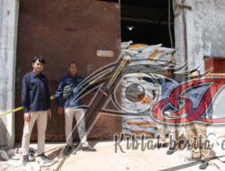 Polda Jatim Olah TKP Gudang Repacking Pupuk Subsidi Menjadi Non Subsidi