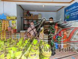 Babinsa Koramil 05/Weru Datangi Kios Pasar Tawang