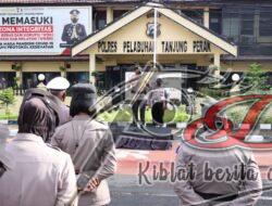 Kapolres Pelabuhan Tanjung Perak Memimpin Apel Gelar Pasukan Operasi Patuh Semeru 2022,